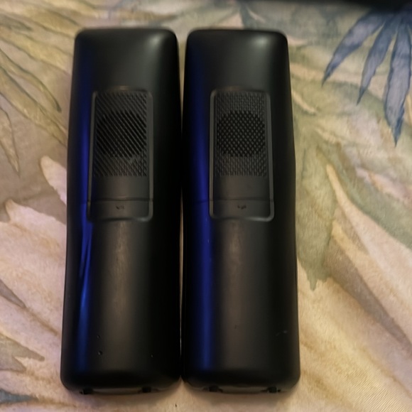 AT&T phone 📞 model # CL8229 cordless with extra phone with built in answering M - Picture 4 of 7